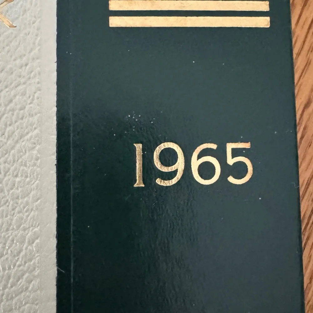 The World Book Year Book 1964 - Black and White Edition